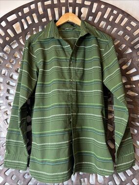 💚 The North Face Green Patterned Button Up Shirt Men's Medium Long Sleeve 💚